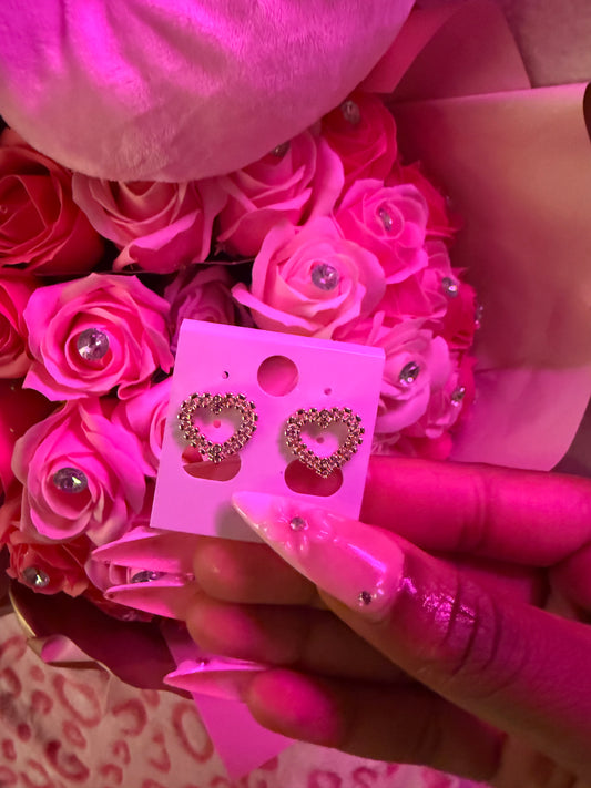 Dainty Heart Studs